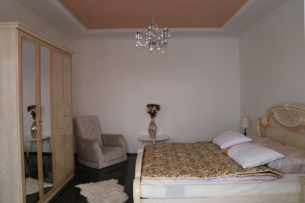 The Lakehouse Villa Neusiedl Am See Wienerstrasse 8 Extérieur photo